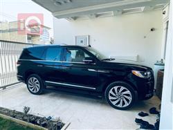 Lincoln Navigator
